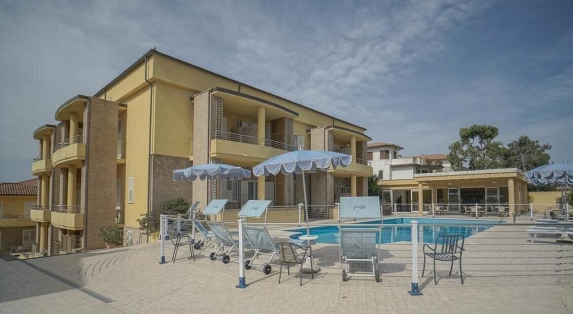 Отель Il Conero 2 Hotel Residence (Numana) 3*